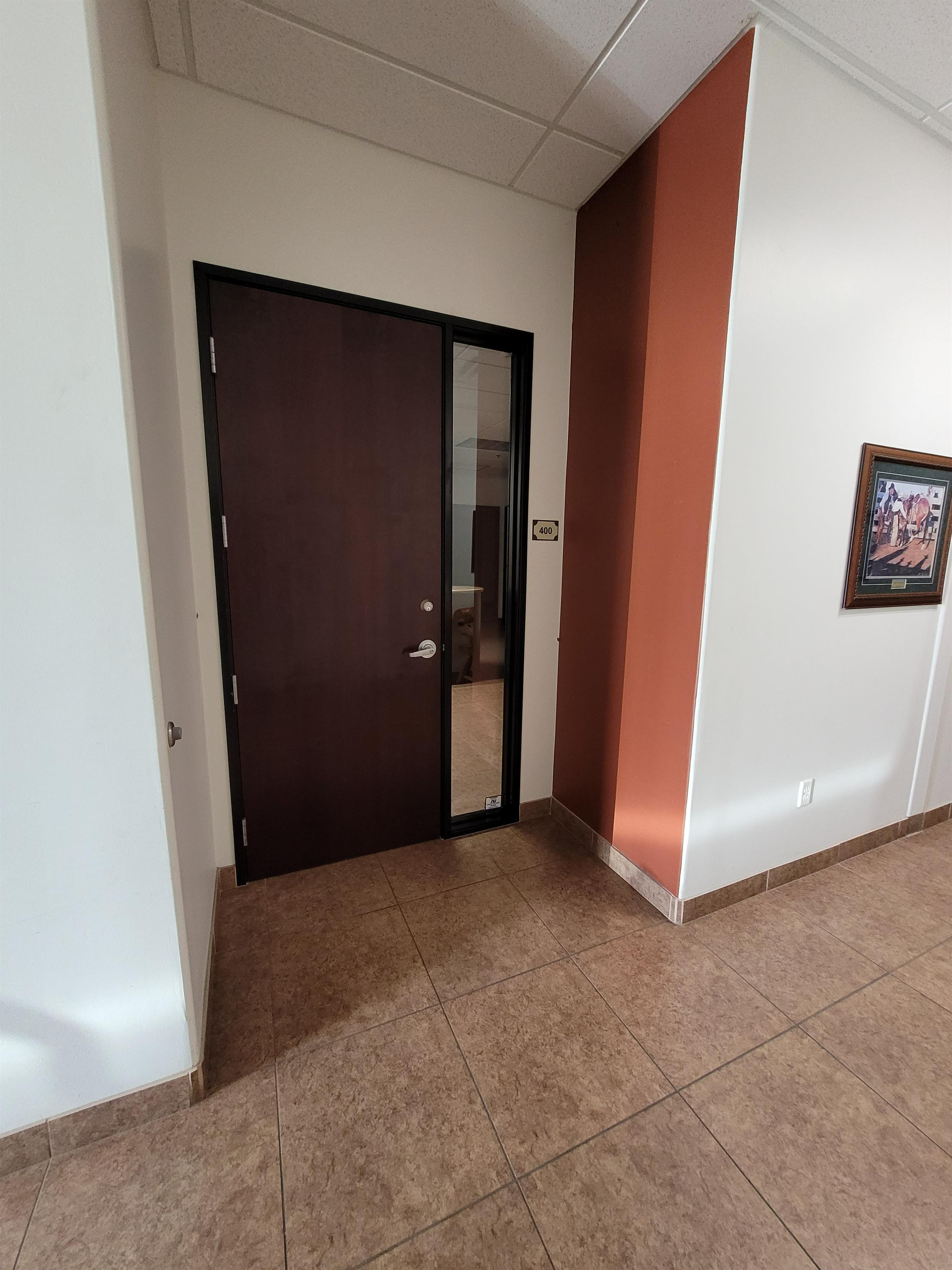 2000 W. Wickenburg Way - 400